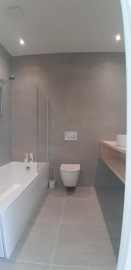 Prive Gastenverblijf In Brugge Fietsen En Garage Inclusief 外观 照片